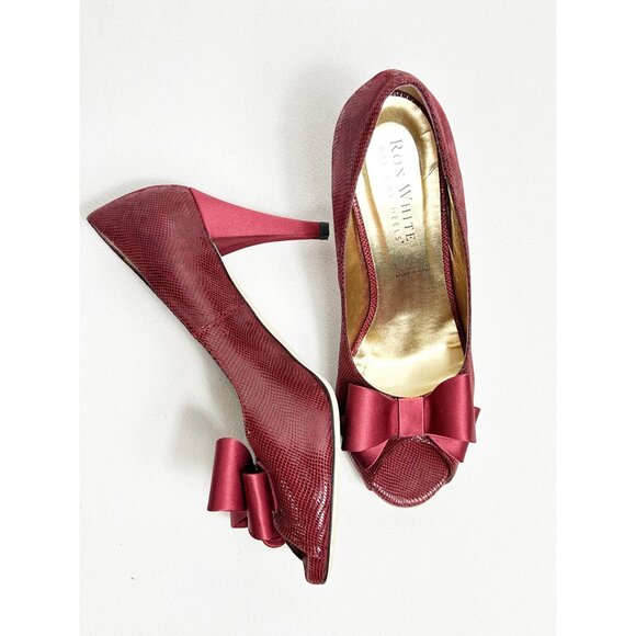 Ron White Fiona Embossed Suede Bow Peep Toe Pump in Crimson - Sz 39.5 - Picture 3 of 12